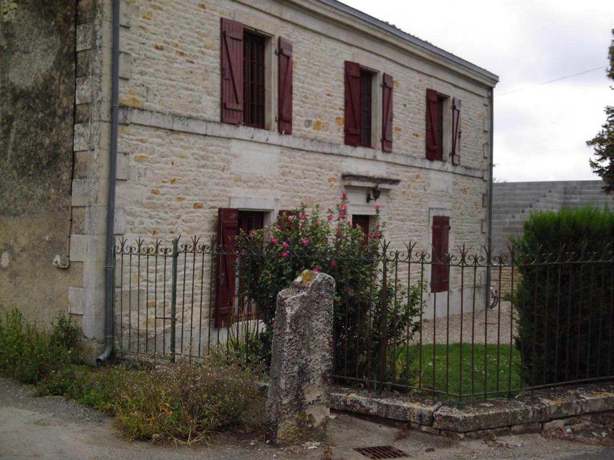 Gite De Sansais Villa Exterior foto